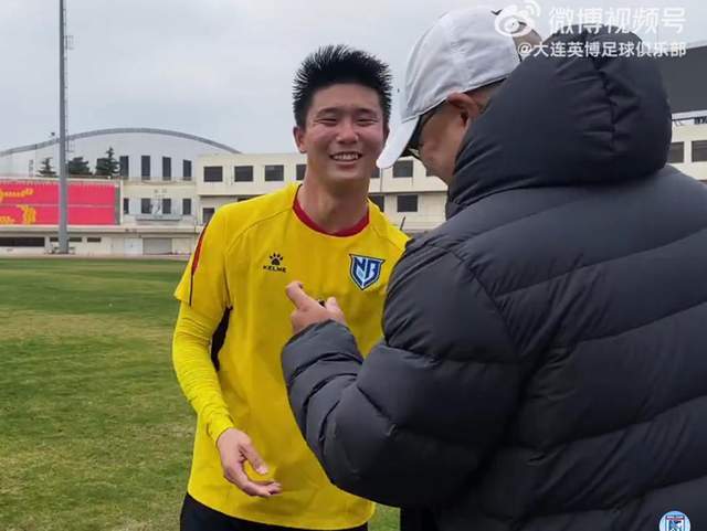 世界杯客户端下载安装-连沪虽好 大连不卖马里奥 申花不租土炮！跟海港成交 B队1-1宁波